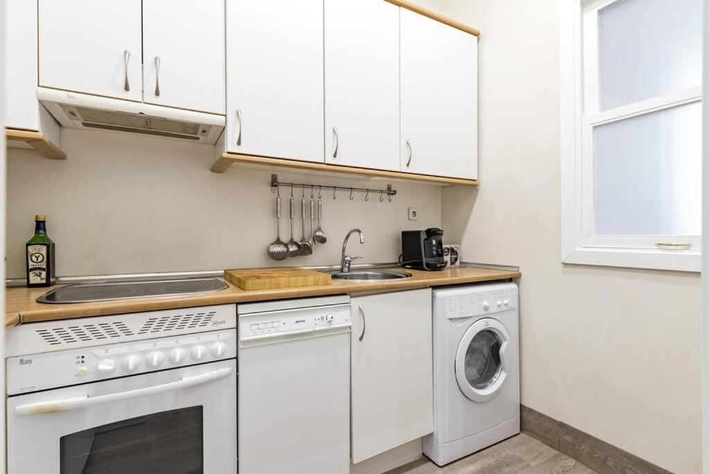 Apartamento Proximo A Gran Via Madrid Apartment Exterior photo