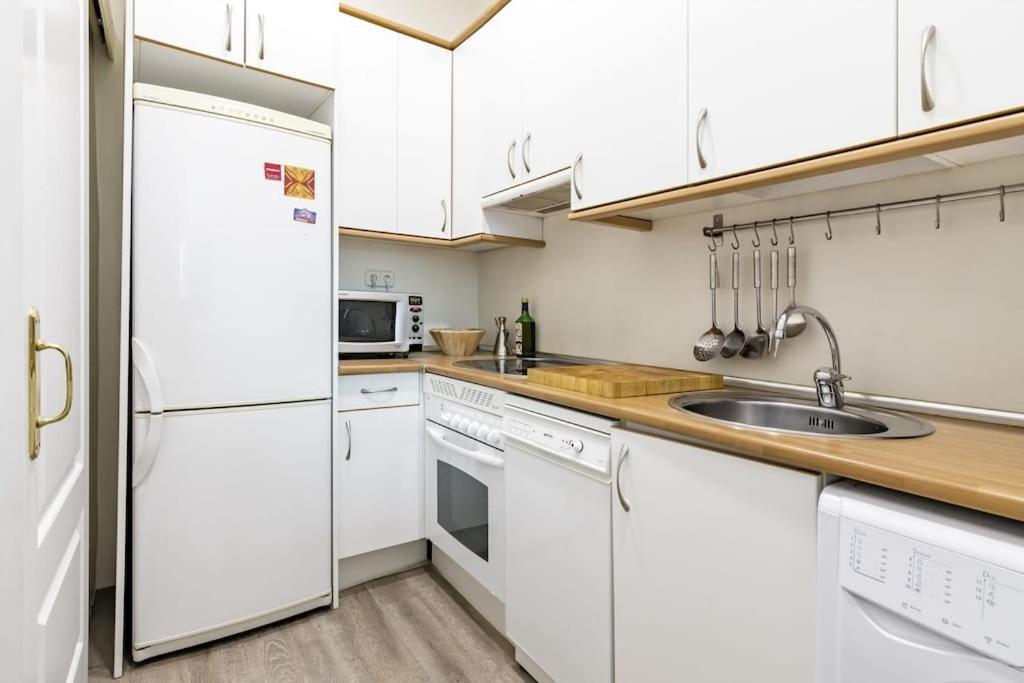 Apartamento Proximo A Gran Via Madrid Apartment Exterior photo